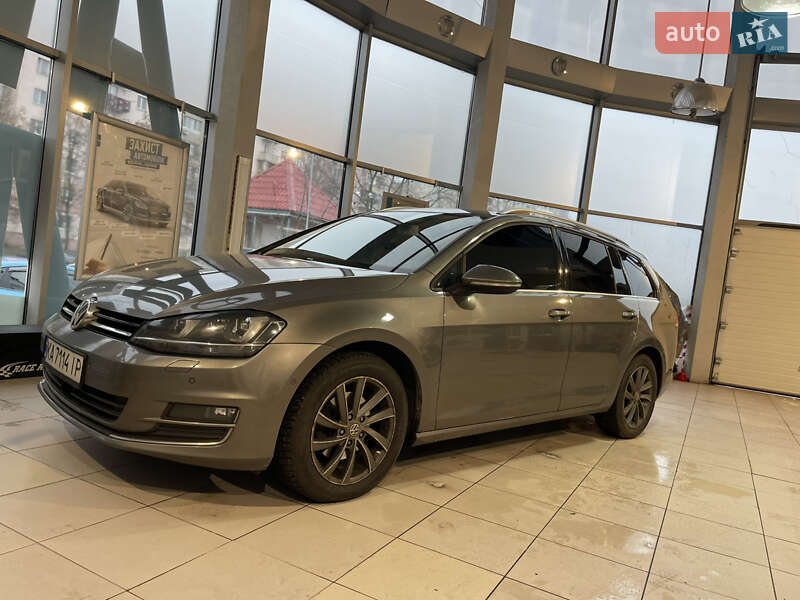 Универсал Volkswagen Golf 2014 в Киеве