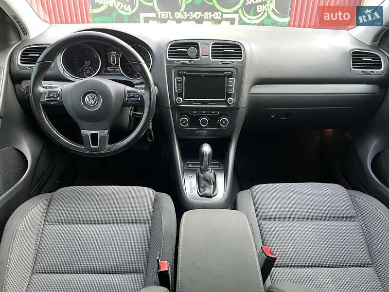 Хэтчбек Volkswagen Golf 2013 в Одессе