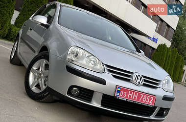 Хэтчбек Volkswagen Golf 2006 в Днепре