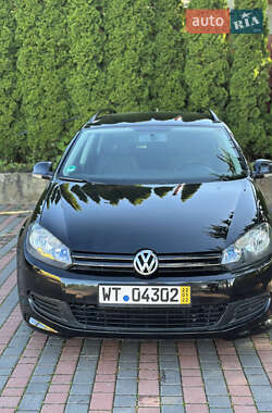 Універсал Volkswagen Golf 2009 в 