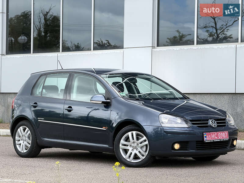 Хетчбек Volkswagen Golf 2009 в Білій Церкві