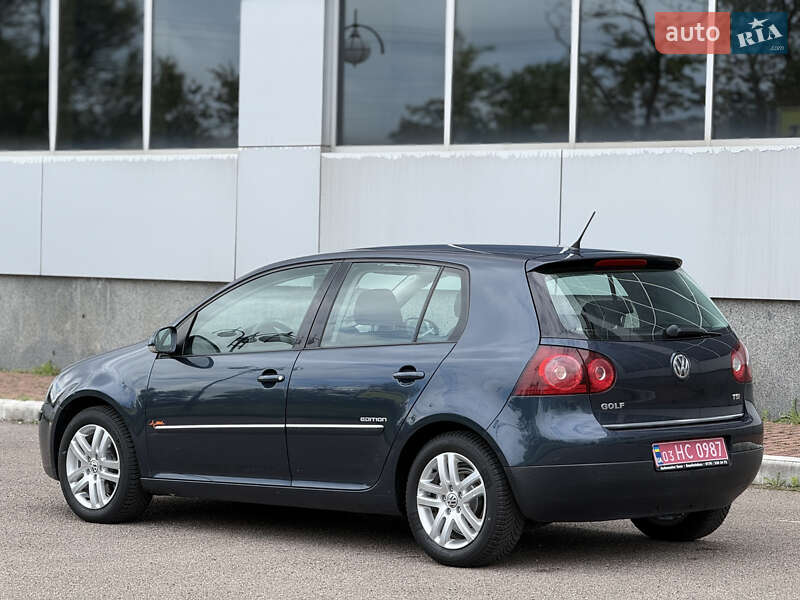 Хетчбек Volkswagen Golf 2009 в Білій Церкві