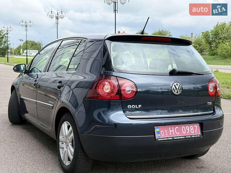 Хетчбек Volkswagen Golf 2009 в Білій Церкві