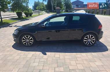 Хэтчбек Volkswagen Golf 2014 в Ивано-Франковске