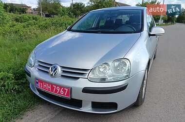 Хэтчбек Volkswagen Golf 2005 в Миргороде