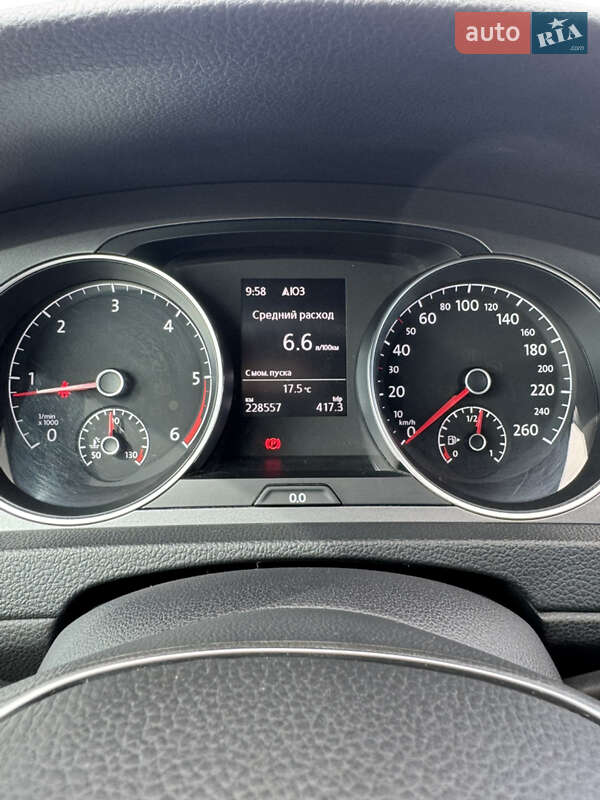 Універсал Volkswagen Golf 2015 в Львові