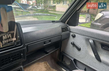Хэтчбек Volkswagen Golf 1989 в 