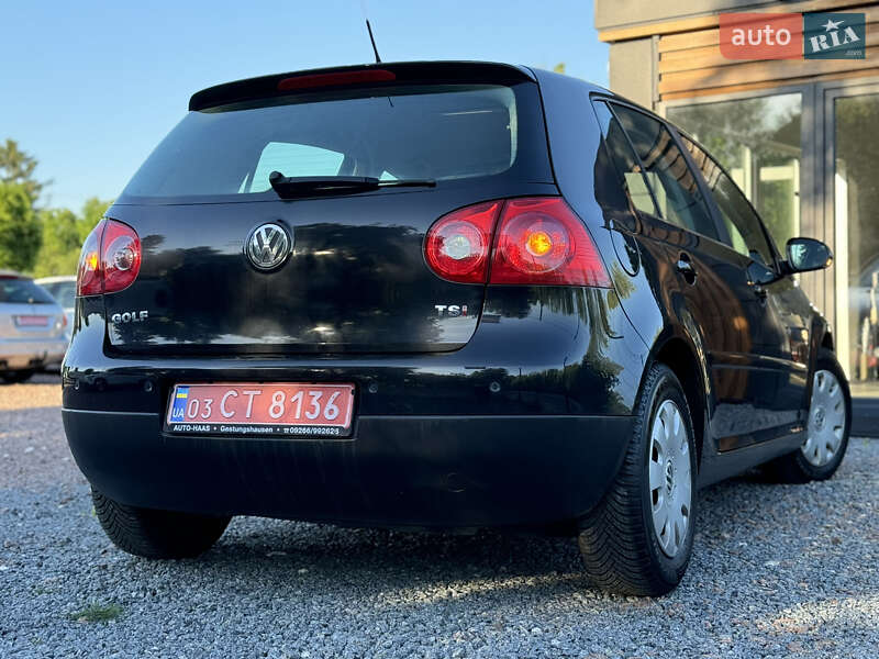 Хэтчбек Volkswagen Golf 2008 в Дрогобыче