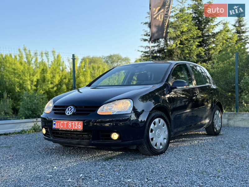 Хэтчбек Volkswagen Golf 2008 в Дрогобыче