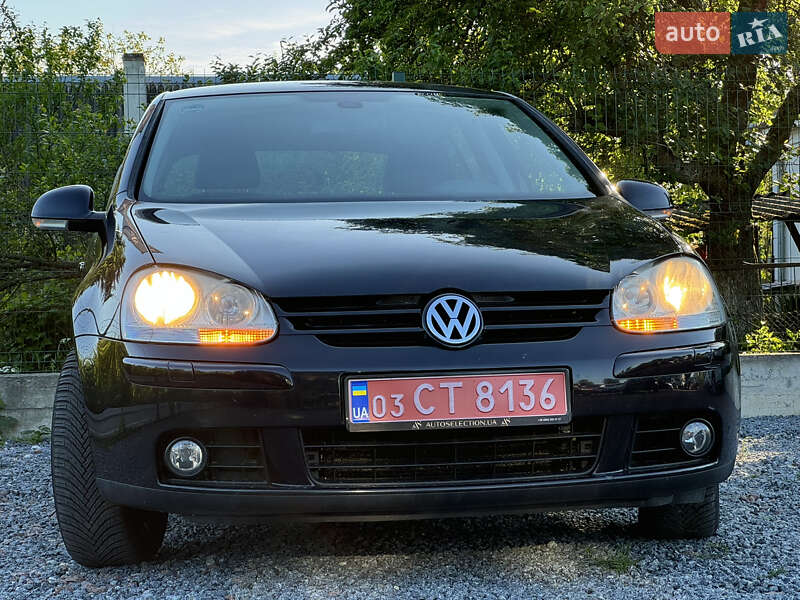 Хэтчбек Volkswagen Golf 2008 в Дрогобыче