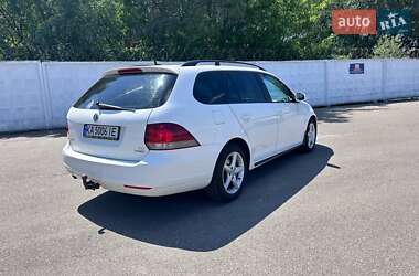 Универсал Volkswagen Golf 2010 в 