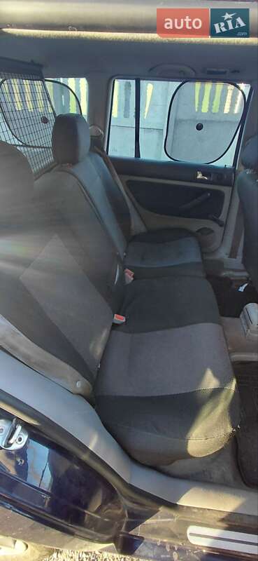 Універсал Volkswagen Golf 2000 в Обухові