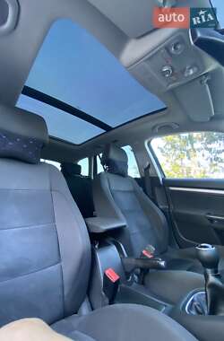 Универсал Volkswagen Golf 2010 в 