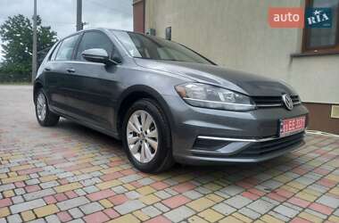 Хэтчбек Volkswagen Golf 2021 в 