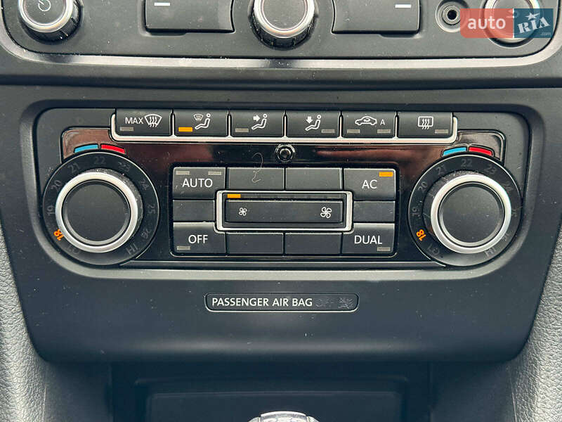 Універсал Volkswagen Golf 2011 в Вінниці
