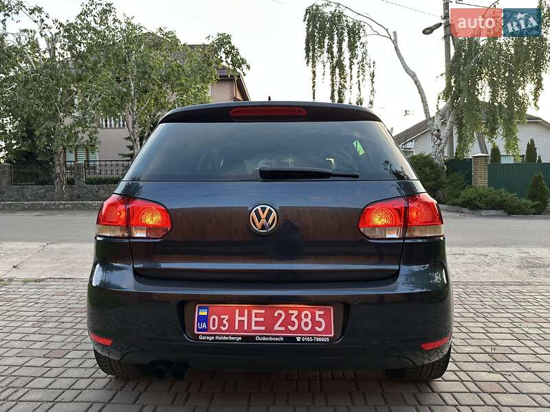 Хэтчбек Volkswagen Golf 2009 в Днепре