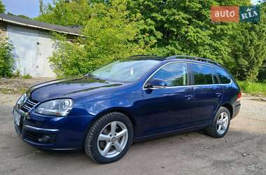 Универсал Volkswagen Golf 2009 в 