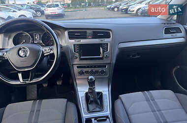 Универсал Volkswagen Golf 2016 в 