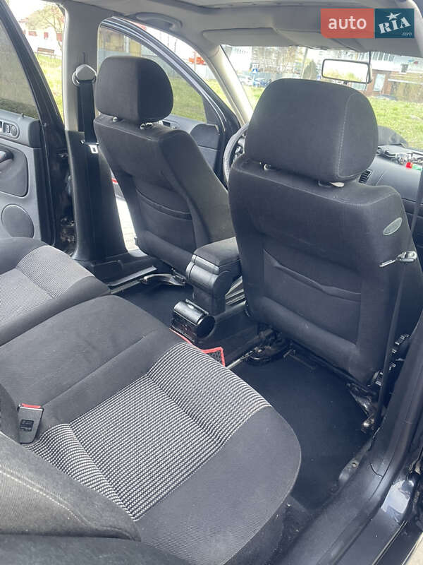 Хэтчбек Volkswagen Golf 1999 в Львове