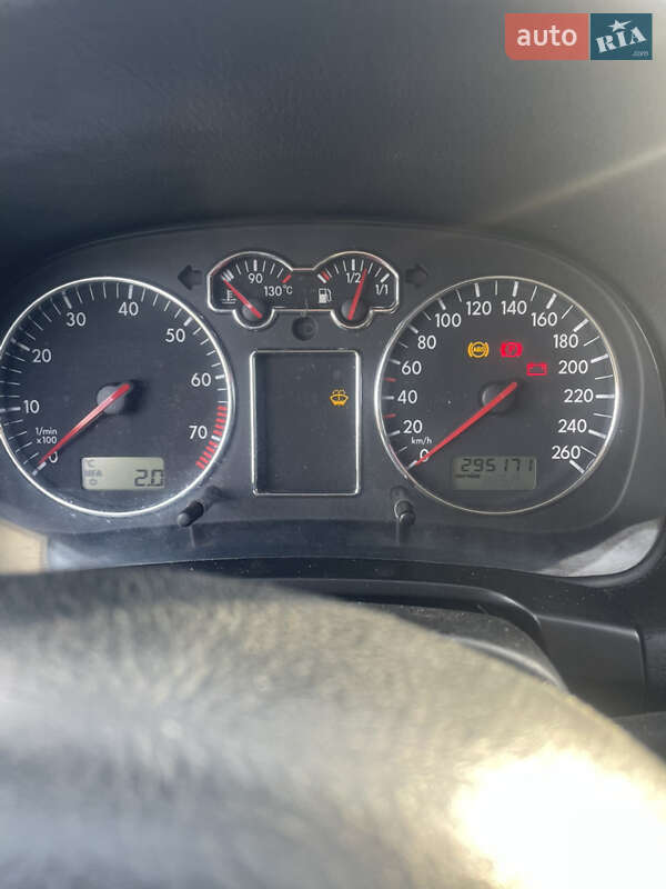 Хэтчбек Volkswagen Golf 1999 в Львове