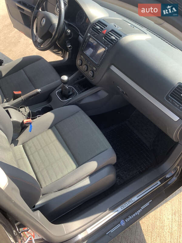 Хетчбек Volkswagen Golf 2006 в Одесі