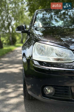 Хэтчбек Volkswagen Golf 2007 в 