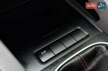 Хэтчбек Volkswagen Golf 2007 в 