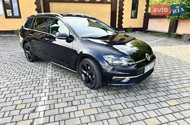 Універсал Volkswagen Golf 2017 в 
