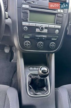 Универсал Volkswagen Golf 2008 в 