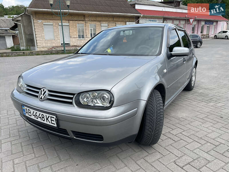 Volkswagen Golf 2001