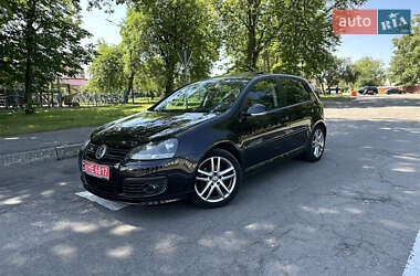 Хэтчбек Volkswagen Golf 2008 в 