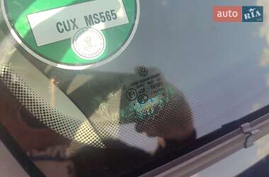 Хэтчбек Volkswagen Golf 2010 в 