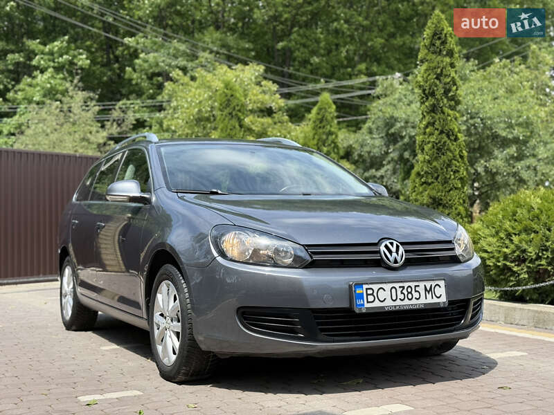 Универсал Volkswagen Golf 2011 в 