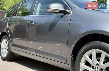 Универсал Volkswagen Golf 2011 в 
