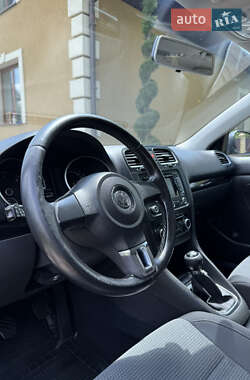 Универсал Volkswagen Golf 2011 в 