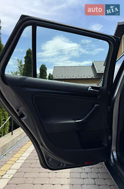 Универсал Volkswagen Golf 2011 в 
