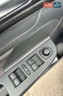 Хэтчбек Volkswagen Golf 2007 в 