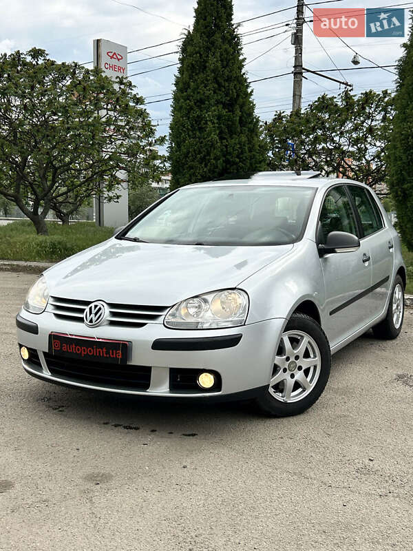 Хэтчбек Volkswagen Golf 2007 в 