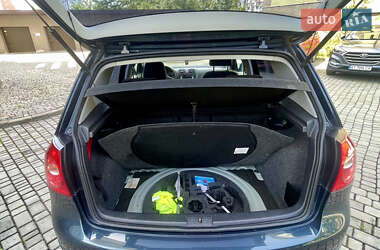 Хэтчбек Volkswagen Golf 2006 в 