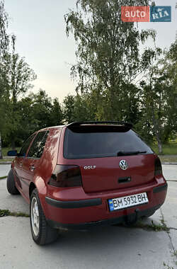 Хэтчбек Volkswagen Golf 1999 в 