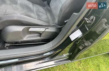 Хетчбек Volkswagen Golf 2010 в 