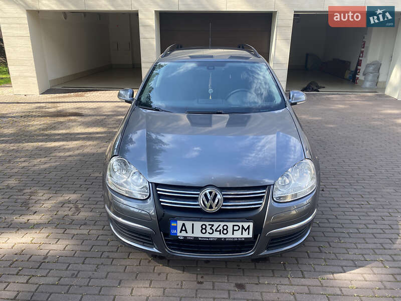 Универсал Volkswagen Golf 2008 в Киеве