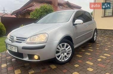 Хэтчбек Volkswagen Golf 2009 в Львове