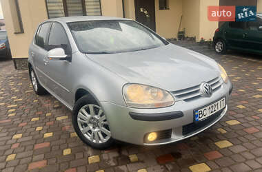 Хэтчбек Volkswagen Golf 2009 в 