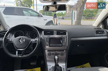 Хэтчбек Volkswagen Golf 2013 в 