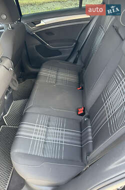 Универсал Volkswagen Golf 2015 в 