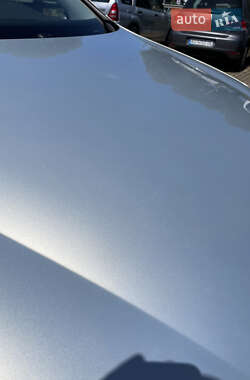 Хэтчбек Volkswagen Golf 2010 в 