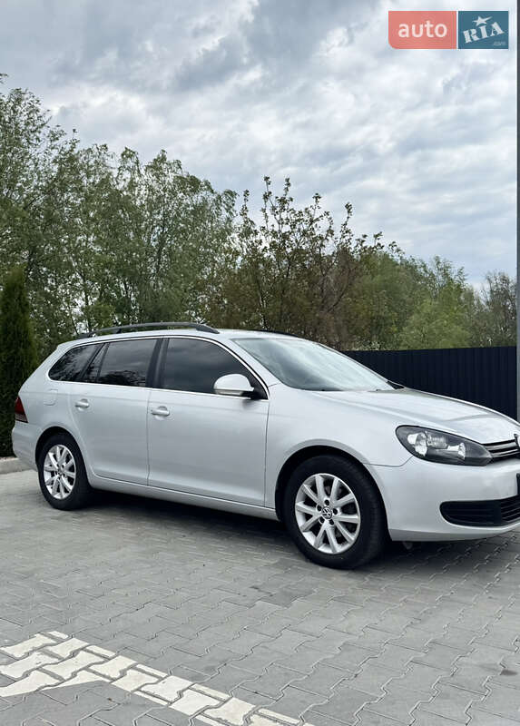 Універсал Volkswagen Golf 2013 в Хмельницькому