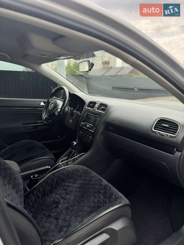 Універсал Volkswagen Golf 2013 в Хмельницькому