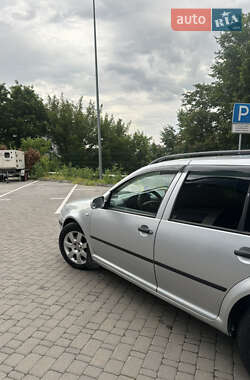 Універсал Volkswagen Golf 2001 в 